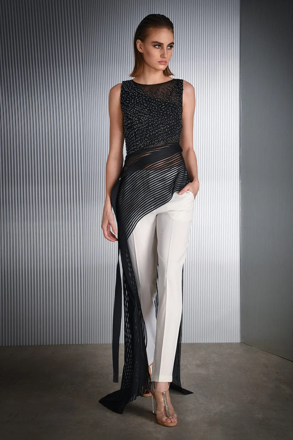 Black Asymmetric Top