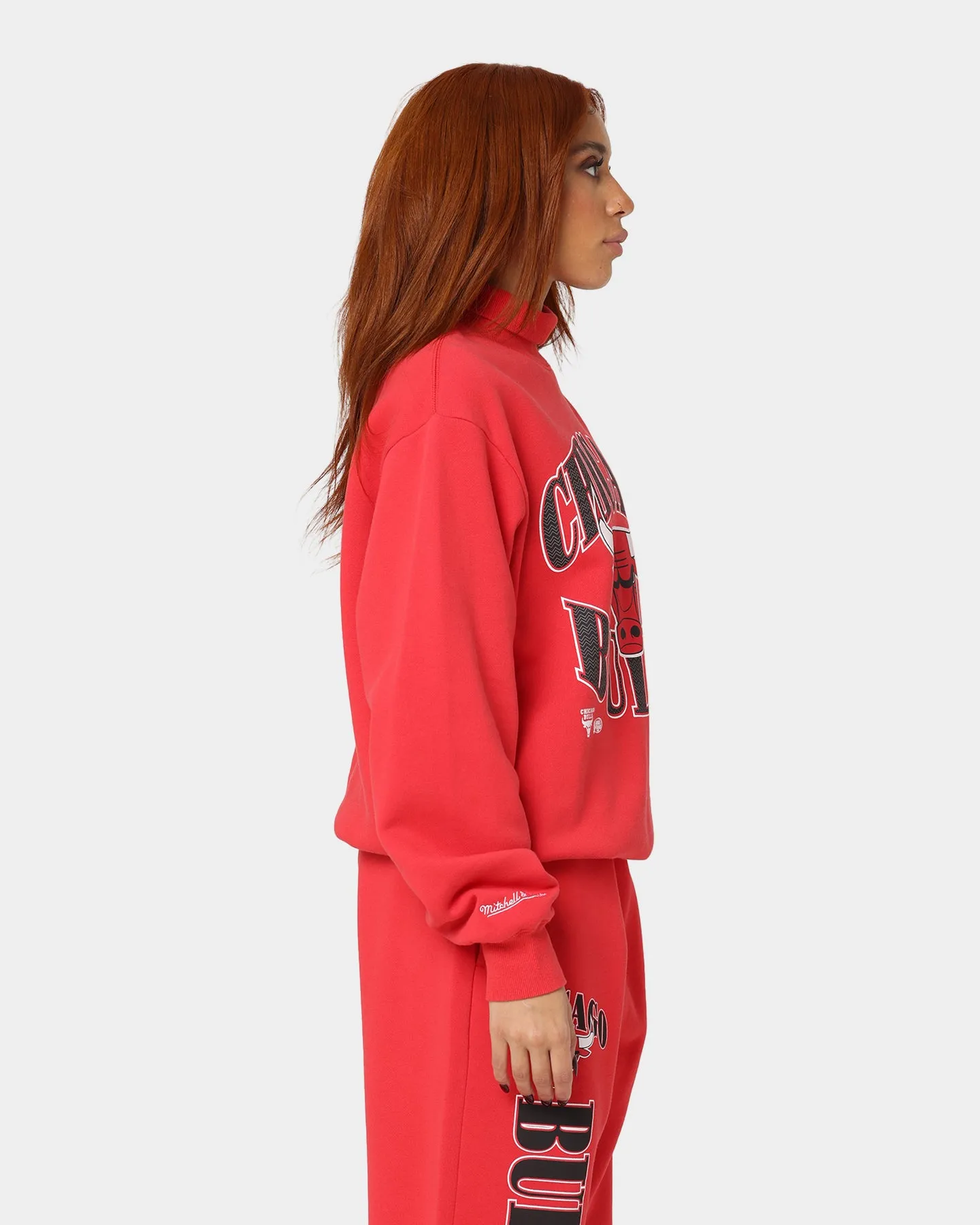 Mitchell & Ness Women's Chicago Bulls Point Guard Crewneck Faded Red