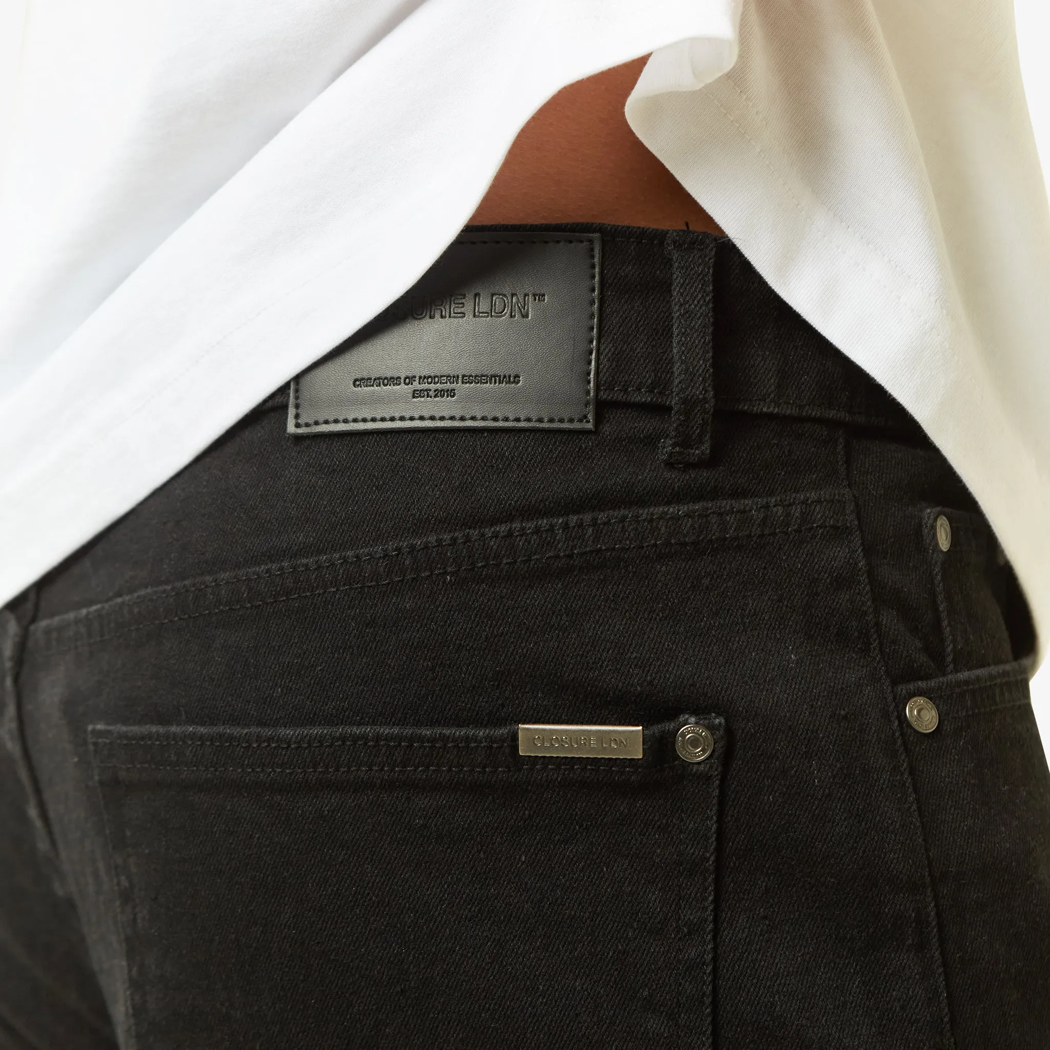 Relaxed Fit Denim Short | Black